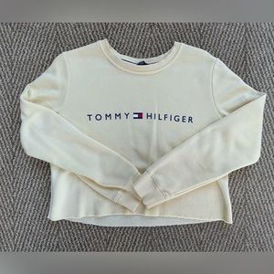 Cropped Tommy Hilfiger Pastel Yellow Sweatshirt - M